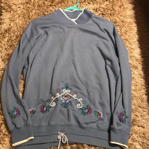 Sweater - Picture 2 of 3